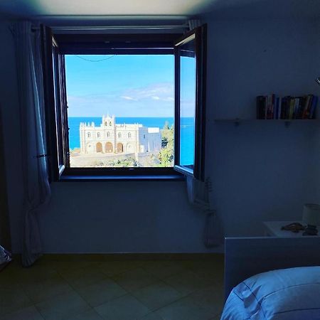 Bluemind Aparthotel โตรเปอา ภายนอก รูปภาพ