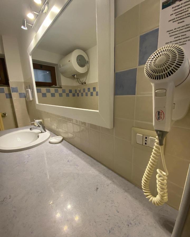 Bluemind Aparthotel โตรเปอา ภายนอก รูปภาพ